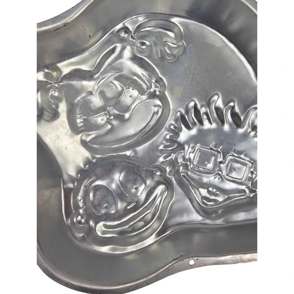 Superman & Rugrats Chuckie Tommy Angelica Cake Pan Vintage 1997 Alum. Baking Pan
